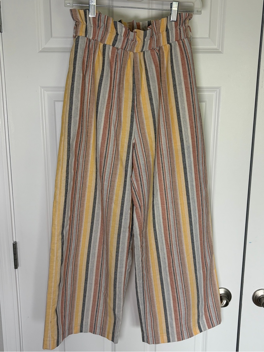 Gilli Striped Elastic Waist Pants